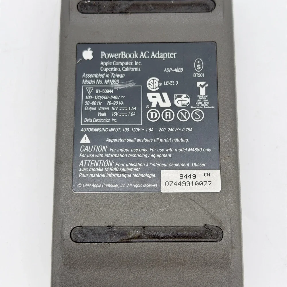 Authentic Original Apple AC Adapter Charger M1893 For PowerBook 500 520 540 550